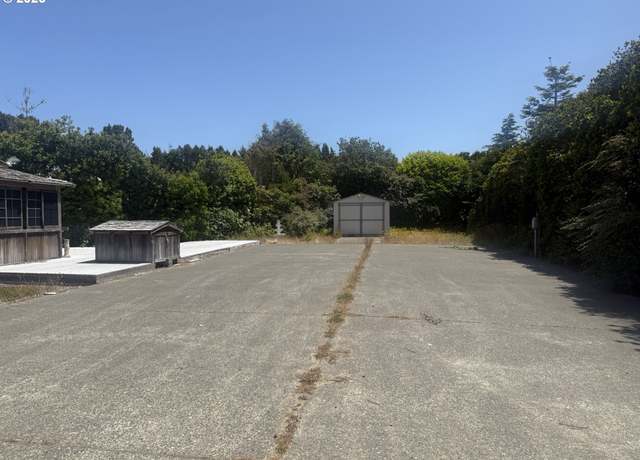 Property at 1601 Rhododendron Dr #594, Florence, OR 97439