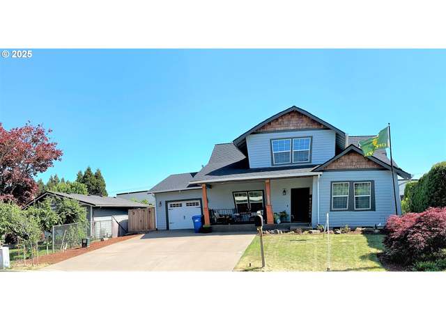 Property at 3516 Myrtle St, Woodburn, OR 97071, 3 beds, 2 baths