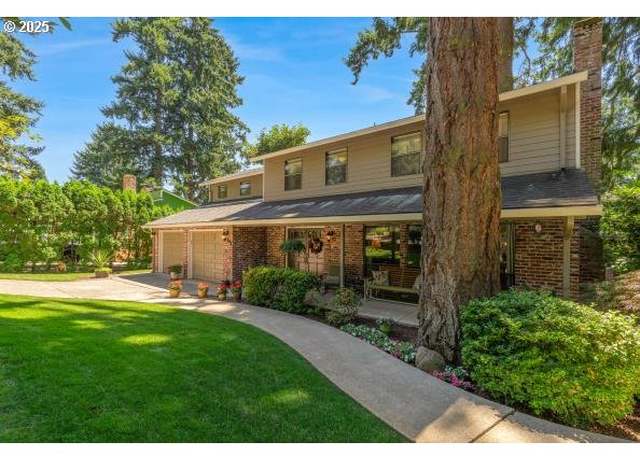 Property at 10303 SE 13th Cir, Vancouver, WA 98664, 5 beds, 2.5 baths