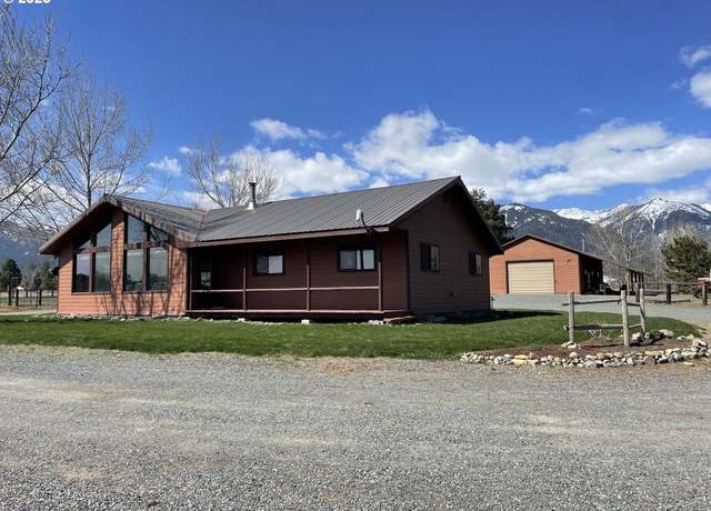 Property at 45083 Whitetail Ln, Baker City, OR 97814, 3 beds, 2.5 baths