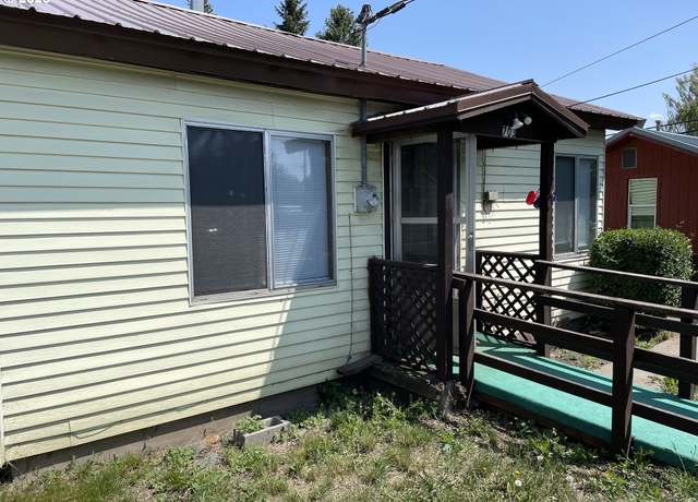 Property at 703 Y Ave, La Grande, OR 97850, 2 beds, 1 bath