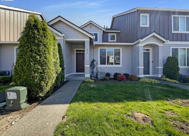 Property at 313 NE 52nd St, Vancouver, WA 98663, 3 beds, 2.5 baths