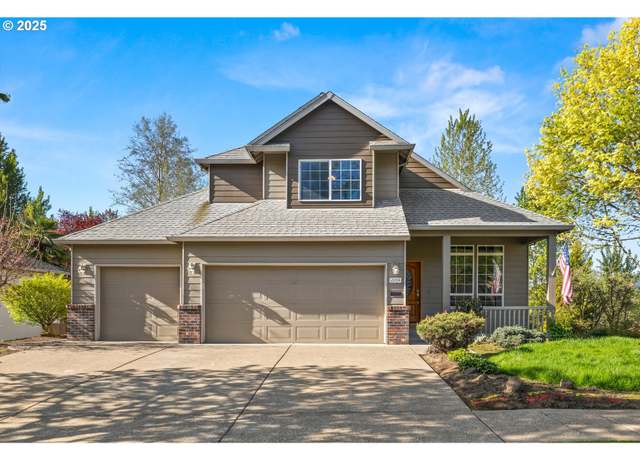 Property at 2204 11th Ave, Forest Grove, OR 97116, 4 beds, 3.5 baths