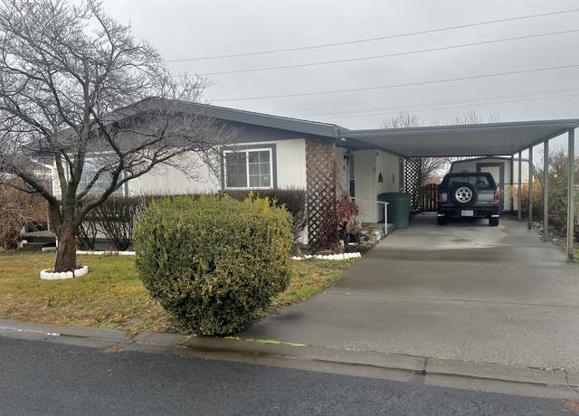 Property at 910 Cowl St #41, Milton-freewater, OR 97862, 3 beds, 2 baths