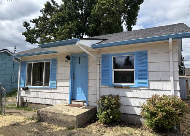 Property at 1118 B And B1 St, Springfield, OR 97477, 4 beds, 2 baths