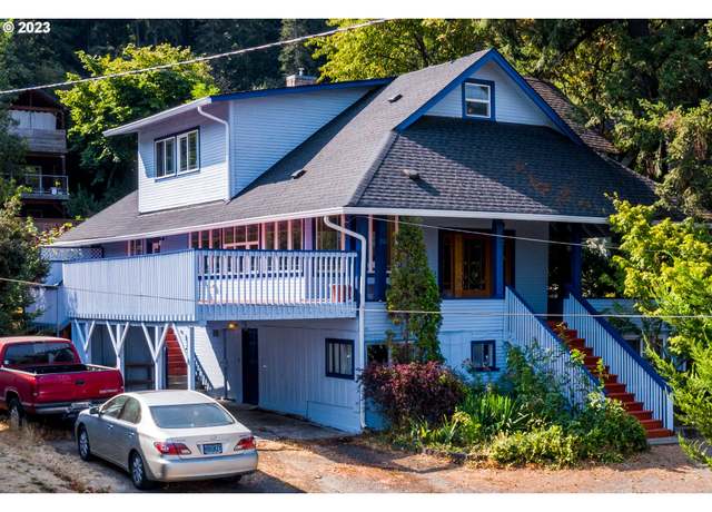 Property at 1542 Riverview St, Eugene, OR 97403, 6 beds, 4 baths