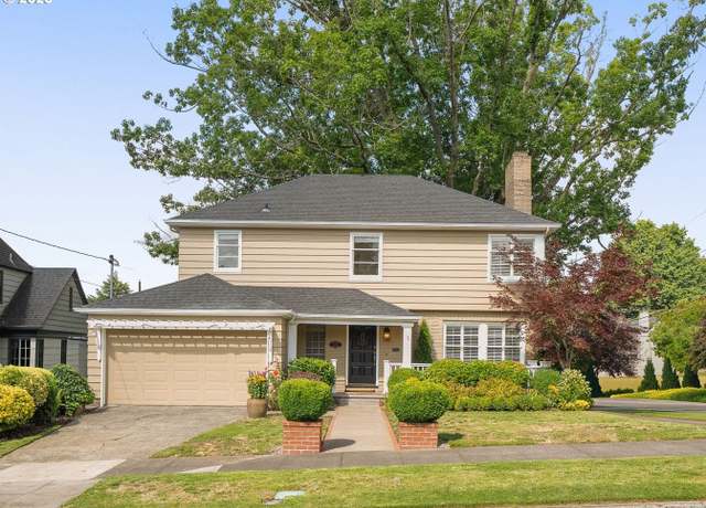 Property at 3233 NE 32nd Pl, Portland, OR 97212, 3 beds, 2.5 baths