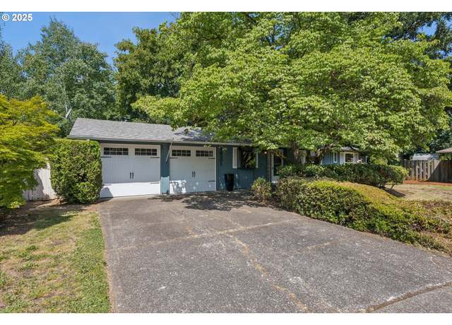 Property at 16301 SE Franklin St, Portland, OR 97236, 3 beds, 1.5 baths