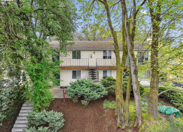 Property at 3103/3109 SE 6th Ave, Portland, OR 97202, 8 beds, 4 baths