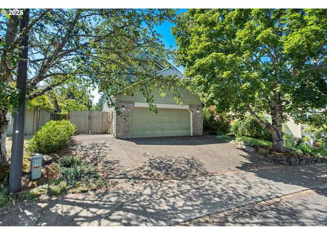 Property at 1347 NE Paloma Ave, Gresham, OR 97030, 3 beds, 2.5 baths