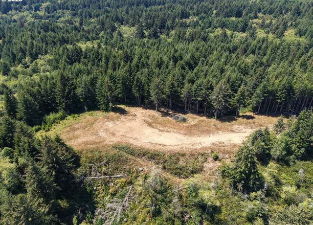Property at 1923 Idaho Dr, Coos Bay, OR 97420