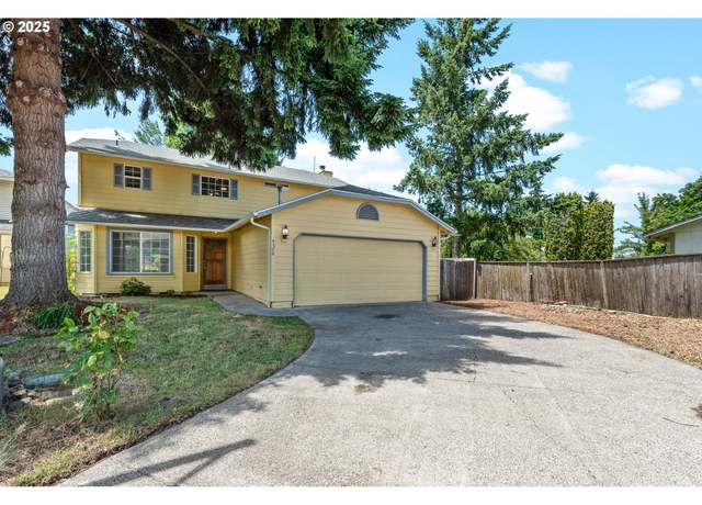 Property at 4720 NE 124th Ct, Vancouver, WA 98682, 4 beds, 2.5 baths