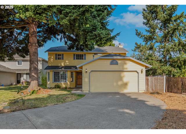Property at 4720 NE 124th Ct, Vancouver, WA 98682, 4 beds, 2.5 baths