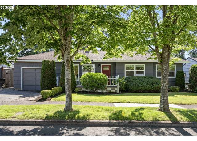 Property at 4770 SW Beech Dr, Beaverton, OR 97005, 3 beds, 2 baths