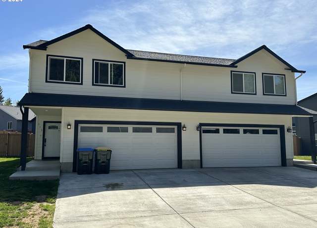 Property at 213 Oak St, Winlock, WA 98596, 6 beds, 2.5 baths