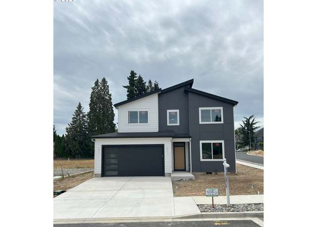 Property at 5003 NE 71st St, Vancouver, WA 98661, 4 beds, 2.5 baths