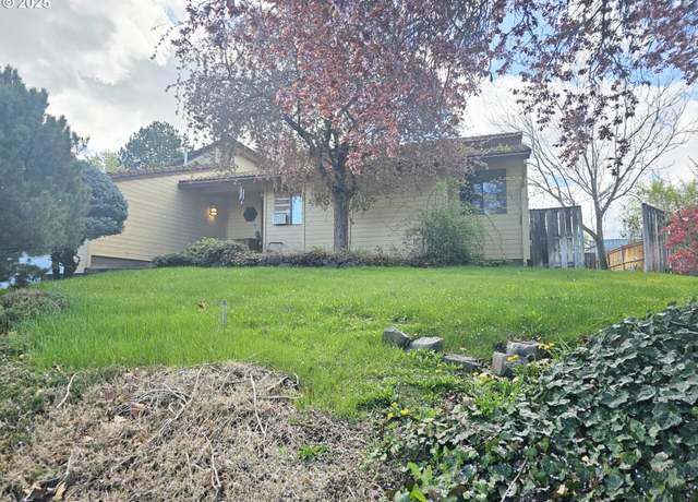 Property at 710 E Quince Ave, Hermiston, OR 97838, 3 beds, 2 baths