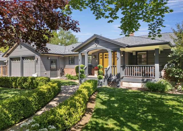 Property at 8765 SW Birchwood Rd, Portland, OR 97225, 4 beds, 3 baths