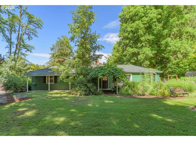 Property at 4451 Dillard Rd, Eugene, OR 97405, 3 beds, 2.5 baths