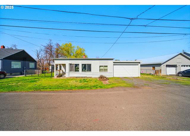 Property at 324 NW 10th Ave, Milton-freewater, OR 97862, 2 beds, 1 bath