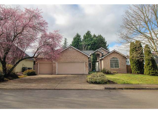 Property at 17614 NW Lone Rock Dr, Portland, OR 97229, 4 beds, 2 baths