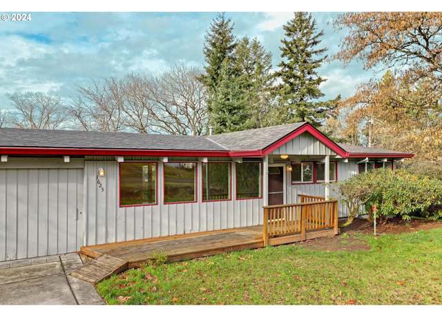 Property at 1625 SW 87th Ave, Portland, OR 97225, 3 beds, 3 baths