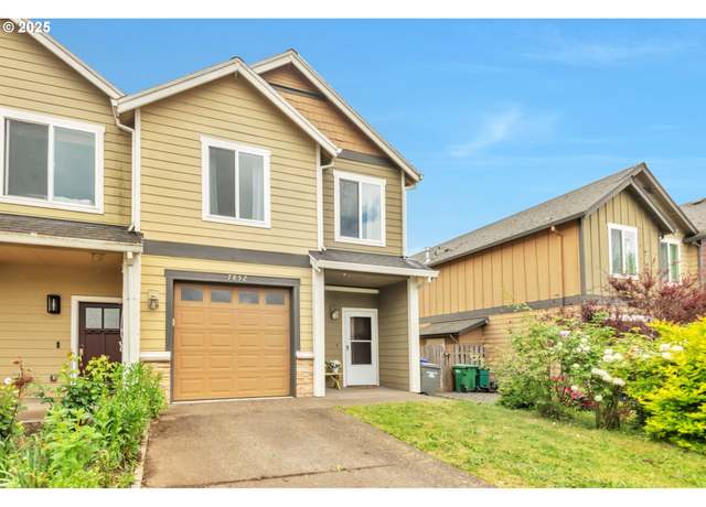 Property at 7852 SE Oris Ln, Milwaukie, OR 97222, 3 beds, 2.5 baths