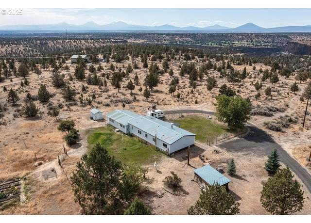 Property at 14730 SW Park Ln, Culver, OR 97734, 3 beds, 2 baths