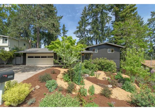 Property at 337 W 39th Ave, Eugene, OR 97405, 3 beds, 2 baths