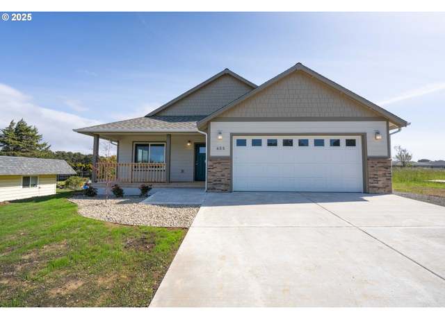 Property at 655 11th St SW, Bandon, OR 97411, 3 beds, 2 baths