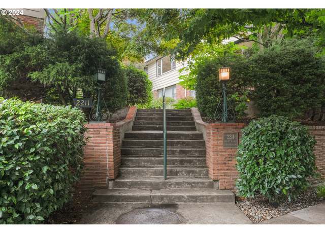 Property at 2211 NE Halsey St #9, Portland, OR 97232, 1 bed, 1 bath