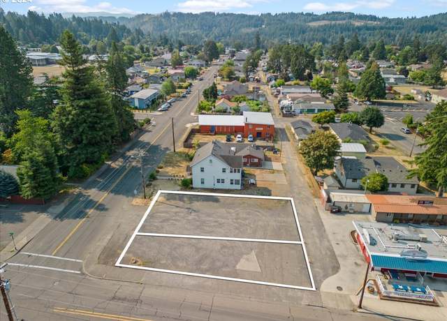 Property at 116 NW 6th Ave, Estacada, OR 97023