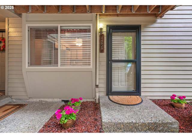 Property at 14828 SW 109th Ave, Tigard, OR 97224, 2 beds, 1 bath