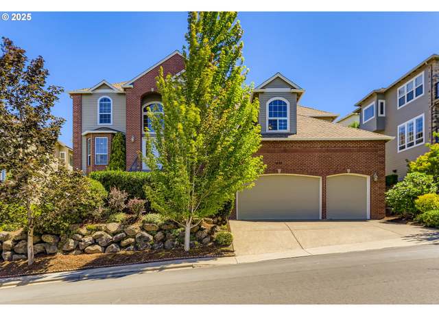 Property at 2430 NW Woodrose Dr, Portland, OR 97229, 4 beds, 4 baths