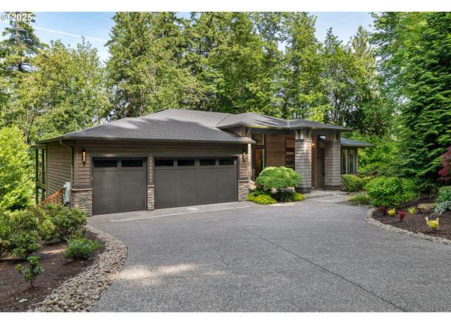 Property at 1221 Glenmorrie Dr, Lake Oswego, OR 97034, 4 beds, 3.5 baths