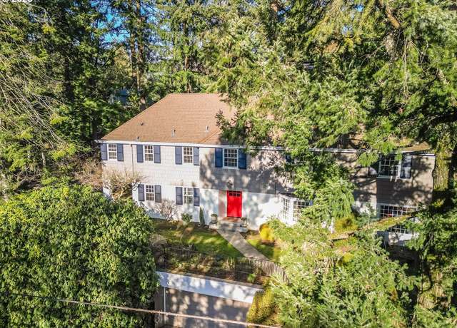 Property at 992 SW Westwood Dr, Portland, OR 97239, 4 beds, 3.5 baths