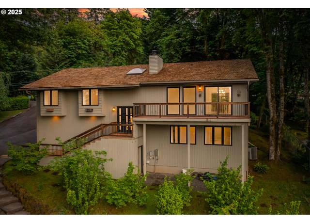 Property at 1610 Lee St, Lake Oswego, OR 97034, 4 beds, 3 baths