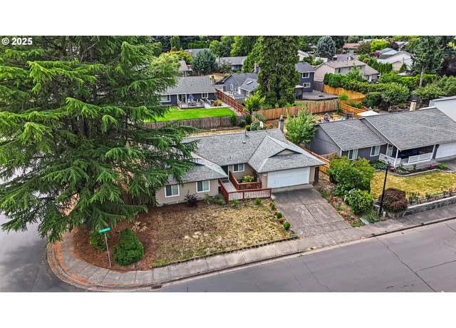 Property at 2160 SW Lenore Dr, Beaverton, OR 97003, 4 beds, 2 baths