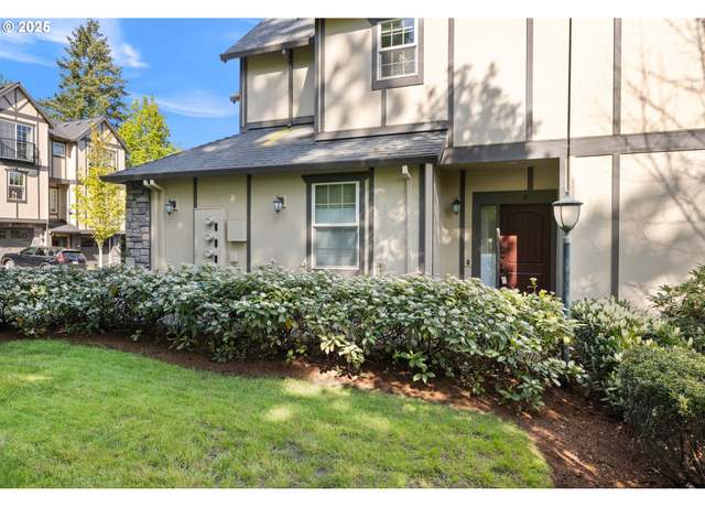 Property at 3646 SW Baird St #3, Portland, OR 97219, 3 beds, 2 baths