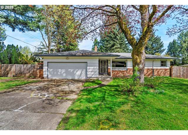 Property at 10 SE 153rd Ave, Portland, OR 97233, 3 beds, 2 baths