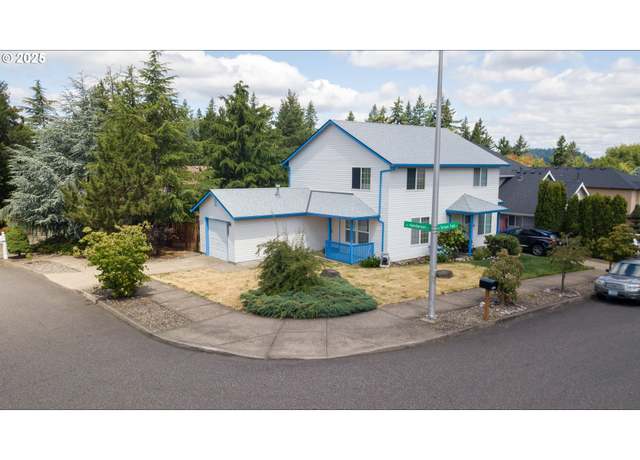 Property at 10723 SE Henderson St, Portland, OR 97266, 4 beds, 4 baths