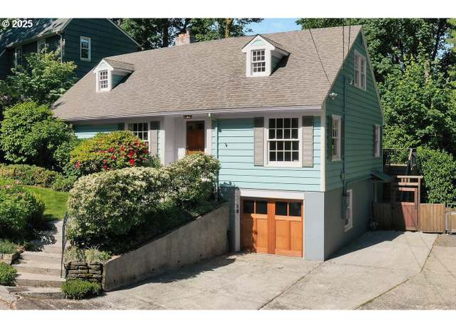 Property at 2645 SW Upper Drive Pl, Portland, OR 97201, 4 beds, 3 baths
