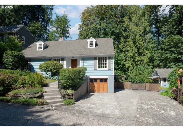Property at 2645 SW Upper Drive Pl, Portland, OR 97201, 4 beds, 3 baths