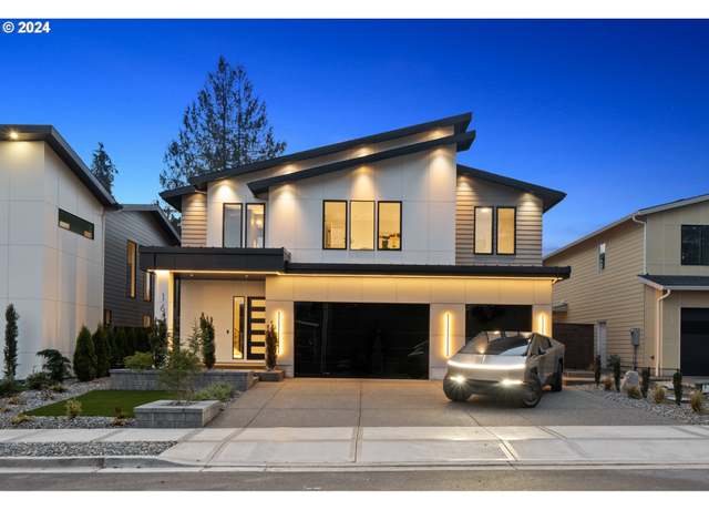 Property at 1655 N 25th St, Washougal, WA 98671, 6 beds, 3.5 baths