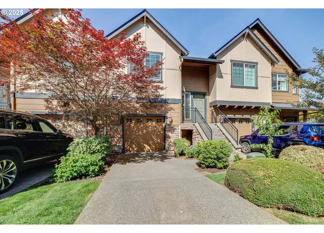 Property at 11275 SE Aquila St, Happy Valley, OR 97086, 3 beds, 2.5 baths