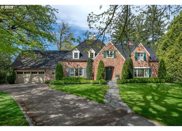 Property at 5046 SW Hilltop Ln, Portland, OR 97221, 4 beds, 4 baths