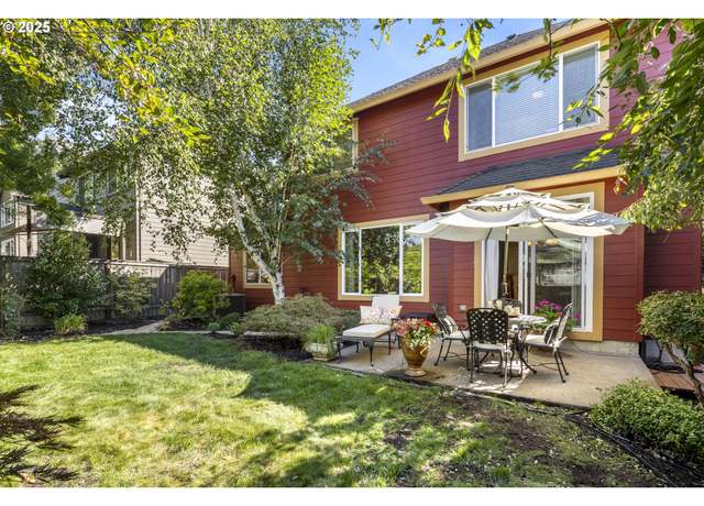 Property at 4907 Masters Dr, Newberg, OR 97132, 4 beds, 2.5 baths