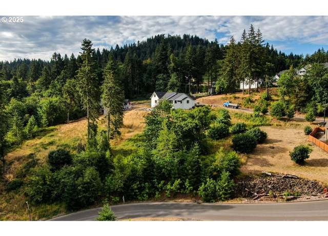 Property at 995 S 67th St, Springfield, OR 97478