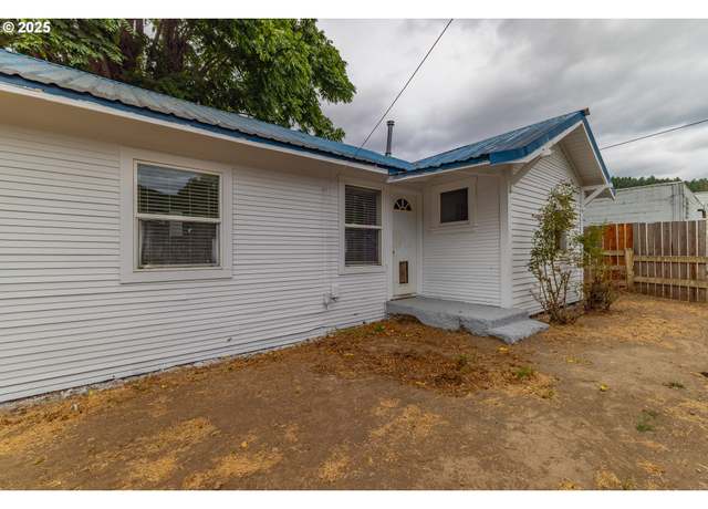 Property at 141 Poplar St, Powers, OR 97466, 2 beds, 1 bath