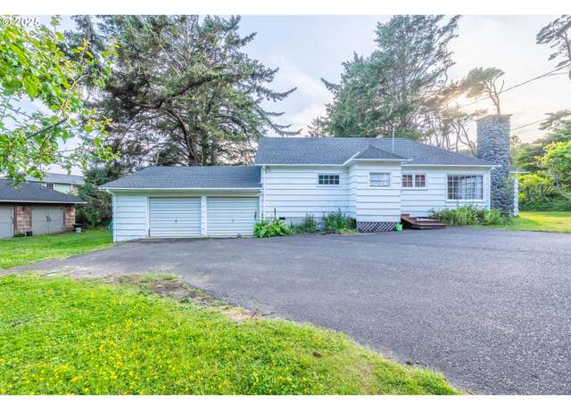 Property at 1756 NW 35th Pl, Lincoln City, OR 97367, 2 beds, 2 baths